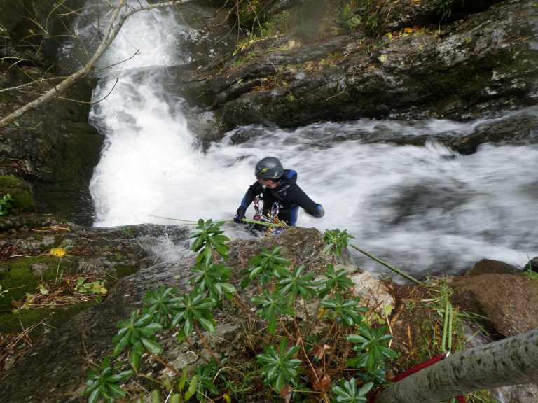Descenso de barrancos y kayaks